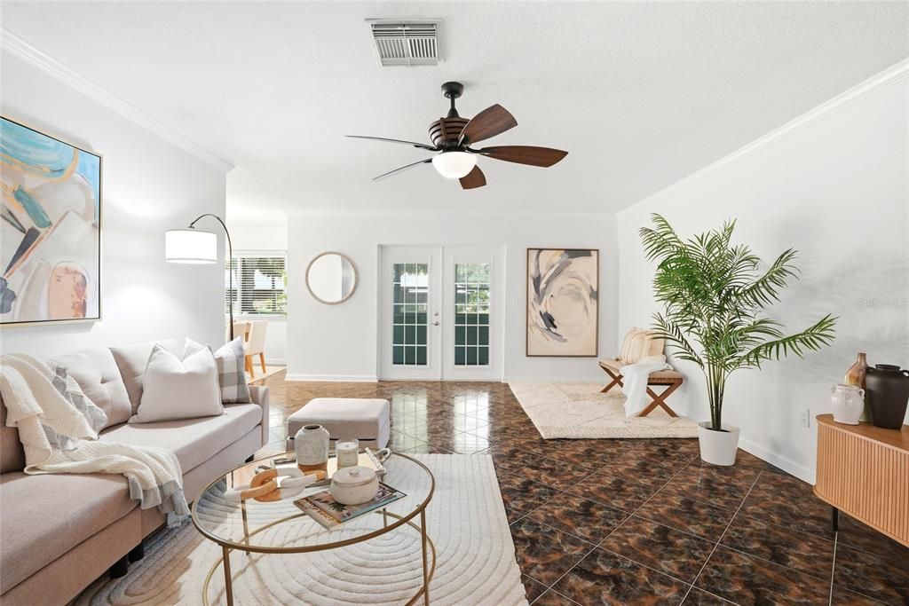 For Sale: $215,000 (2 beds, 2 baths, 1110 Square Feet)