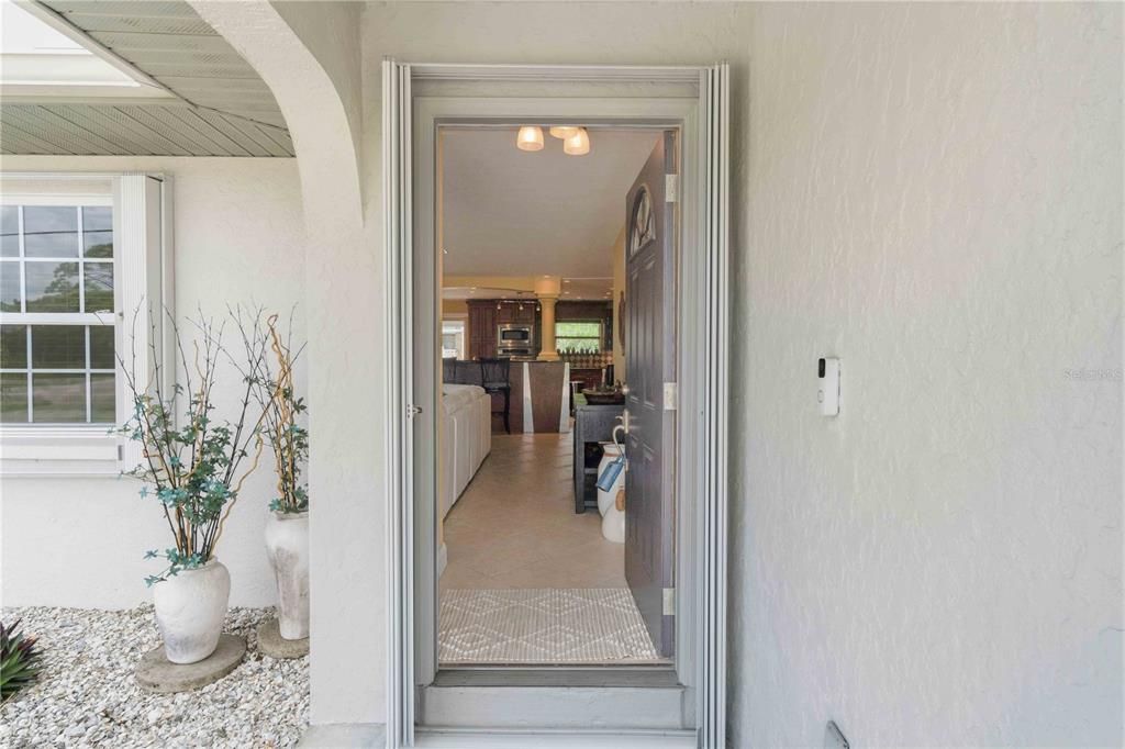For Sale: $349,900 (2 beds, 2 baths, 2164 Square Feet)
