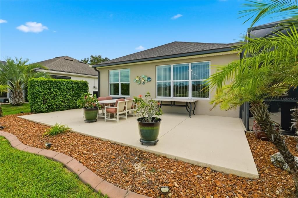 For Sale: $590,000 (3 beds, 2 baths, 2420 Square Feet)