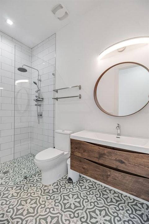 For Sale: $1,200,000 (5 beds, 4 baths, 2867 Square Feet)