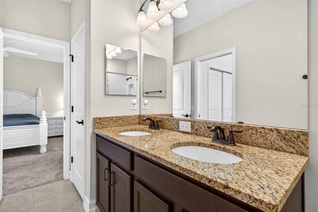 For Sale: $750,000 (5 beds, 3 baths, 3173 Square Feet)
