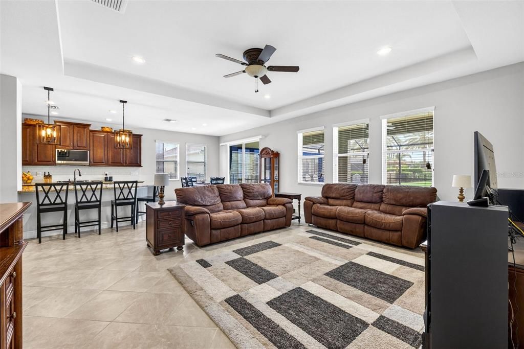 For Sale: $750,000 (5 beds, 3 baths, 3173 Square Feet)