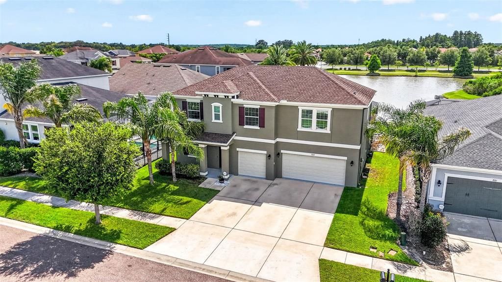 For Sale: $750,000 (5 beds, 3 baths, 3173 Square Feet)