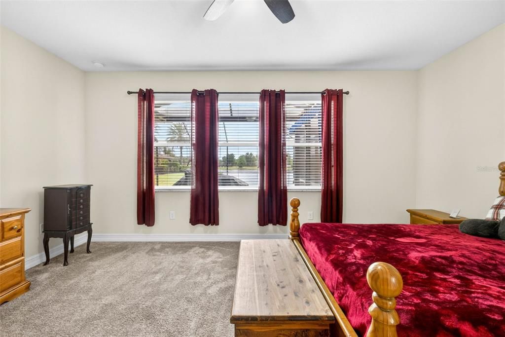 For Sale: $750,000 (5 beds, 3 baths, 3173 Square Feet)