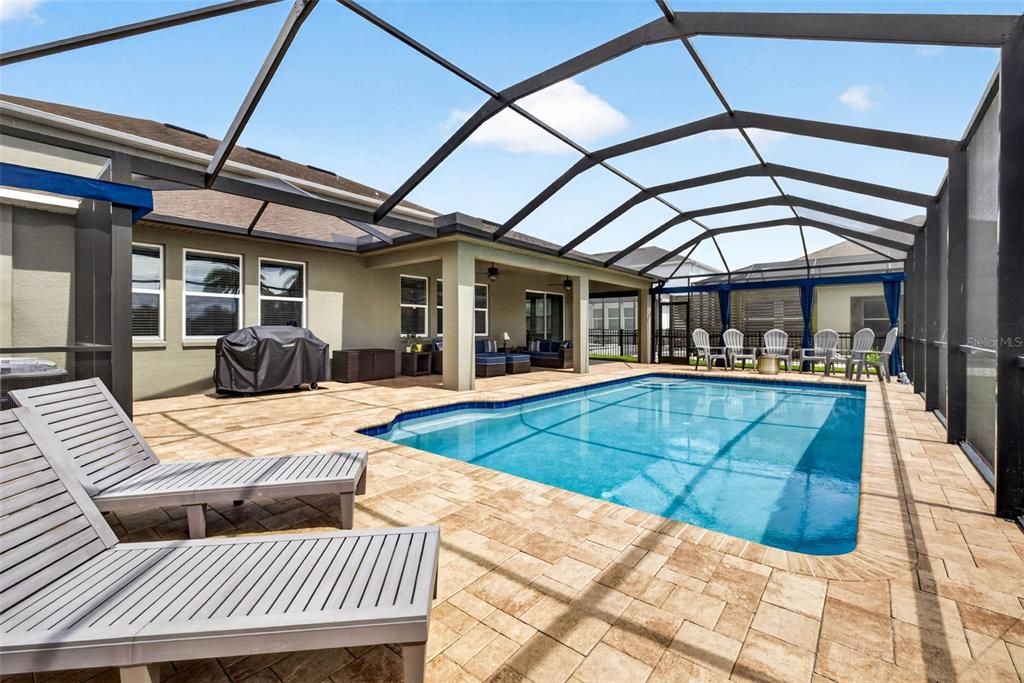 For Sale: $750,000 (5 beds, 3 baths, 3173 Square Feet)
