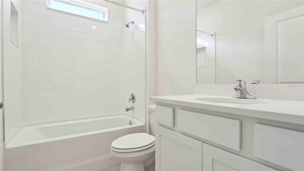 На продажу: $404,990 (4 спален, 3 ванн, 2372 Квадратных фут)