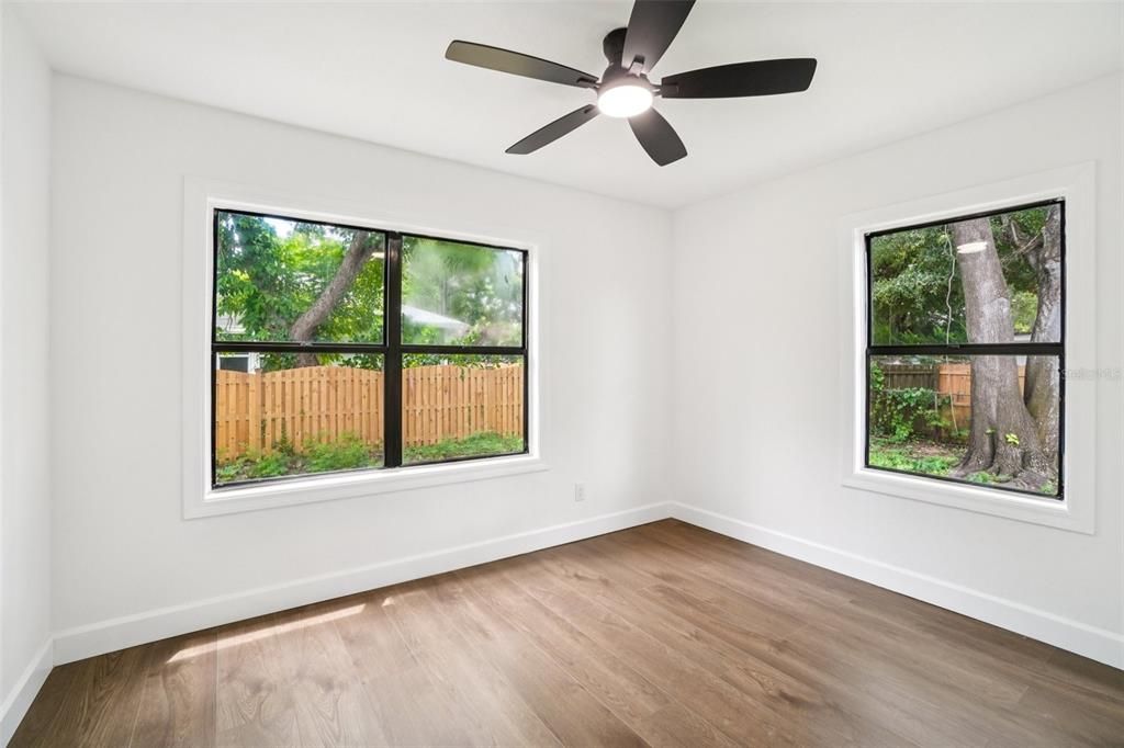 For Sale: $535,000 (3 beds, 2 baths, 1419 Square Feet)