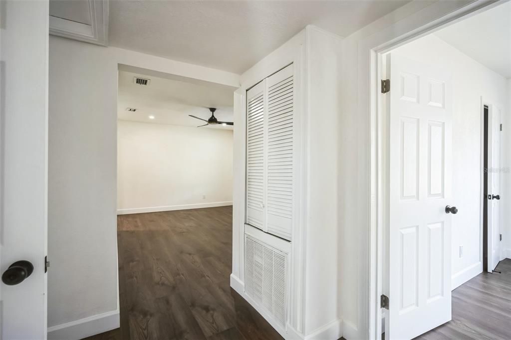 For Sale: $535,000 (3 beds, 2 baths, 1419 Square Feet)