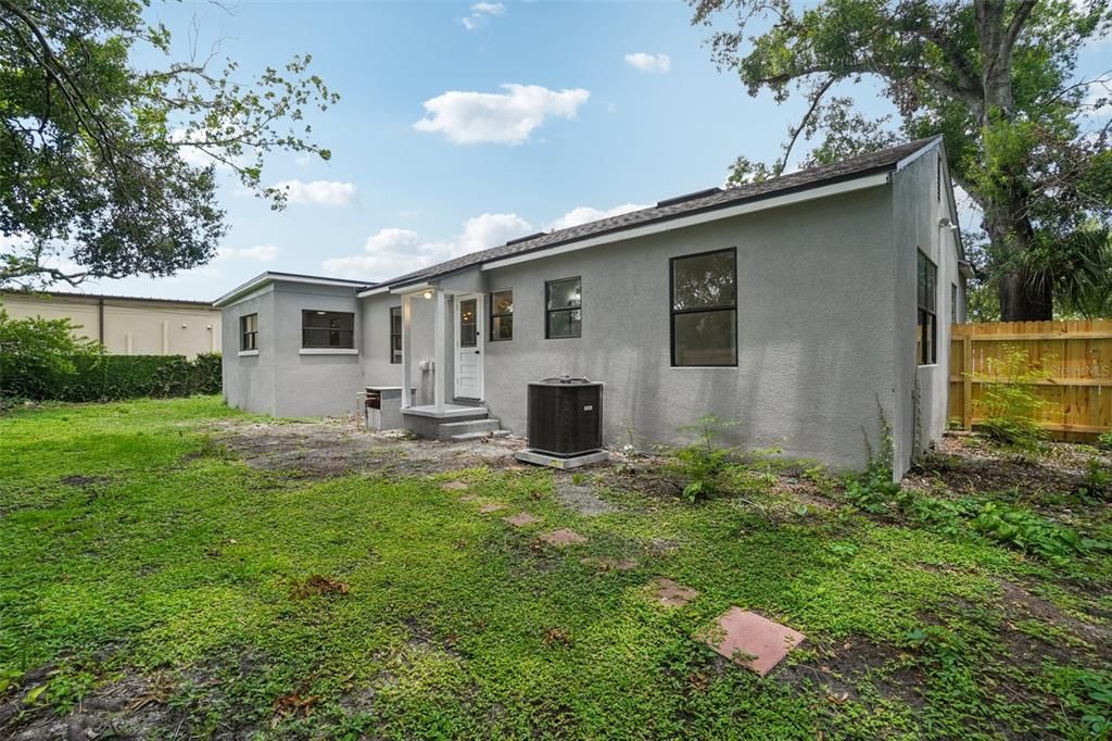 For Sale: $535,000 (3 beds, 2 baths, 1419 Square Feet)