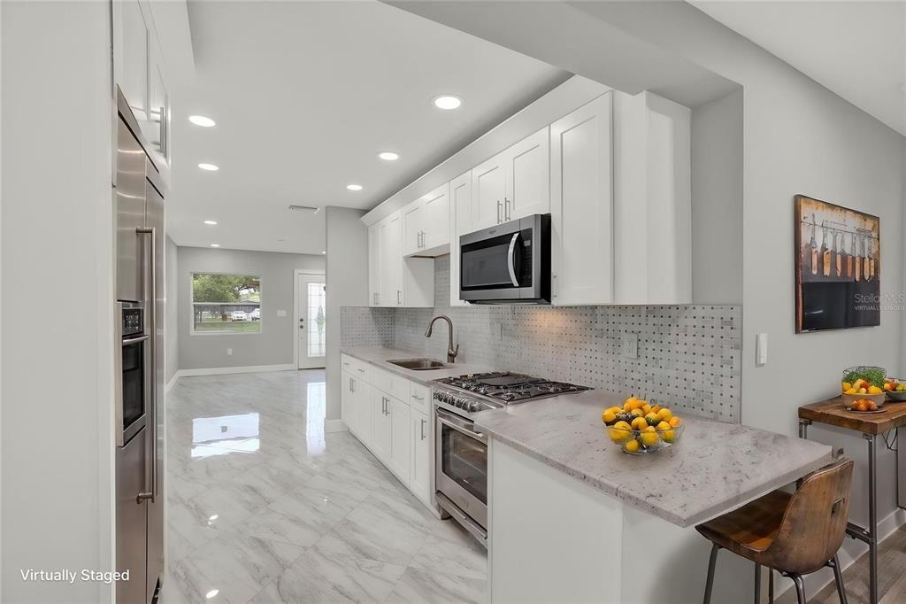 For Sale: $299,000 (3 beds, 2 baths, 1176 Square Feet)