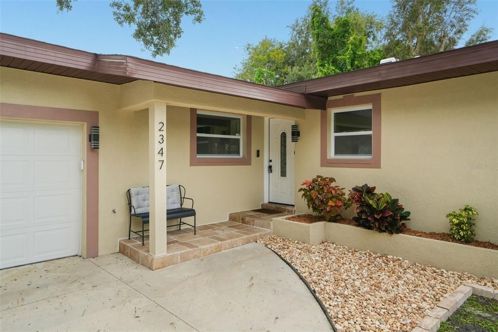 For Sale: $519,000 (4 beds, 2 baths, 1564 Square Feet)