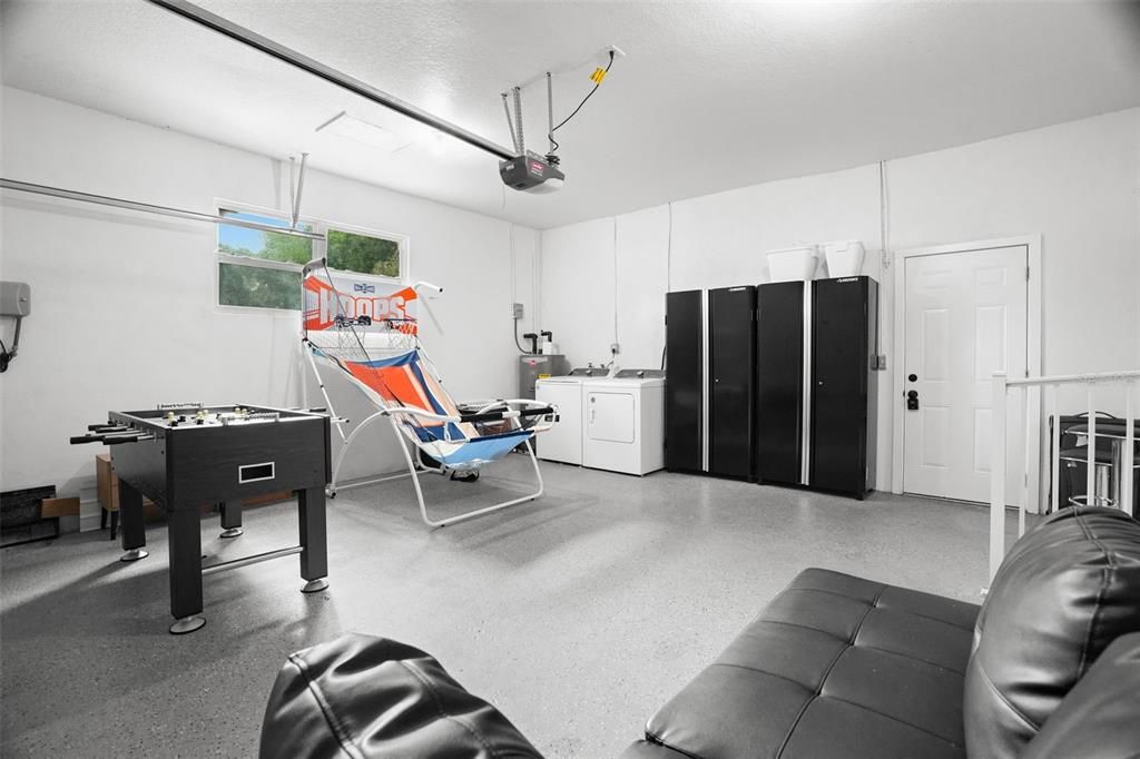 For Sale: $519,000 (4 beds, 2 baths, 1564 Square Feet)