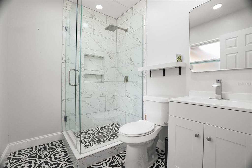 For Sale: $519,000 (4 beds, 2 baths, 1564 Square Feet)