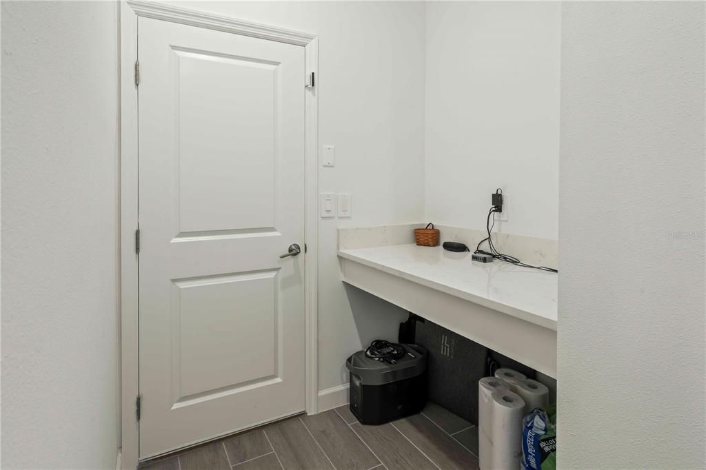 For Sale: $359,900 (2 beds, 2 baths, 1783 Square Feet)