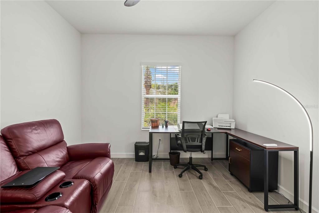 For Sale: $359,900 (2 beds, 2 baths, 1783 Square Feet)