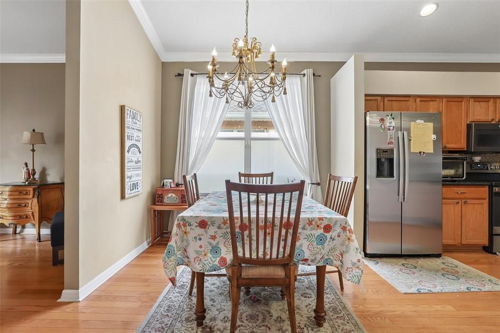 For Sale: $515,000 (3 beds, 2 baths, 2200 Square Feet)