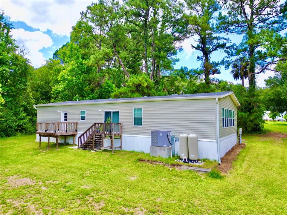 For Sale: $334,900 (3 beds, 2 baths, 2115 Square Feet)