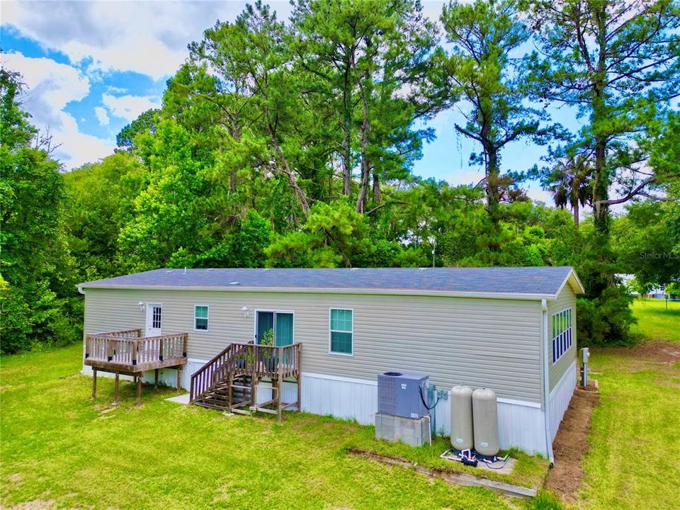 For Sale: $334,900 (3 beds, 2 baths, 2115 Square Feet)