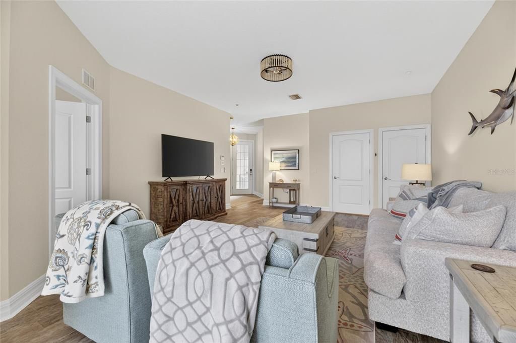 For Sale: $649,000 (5 beds, 3 baths, 3222 Square Feet)