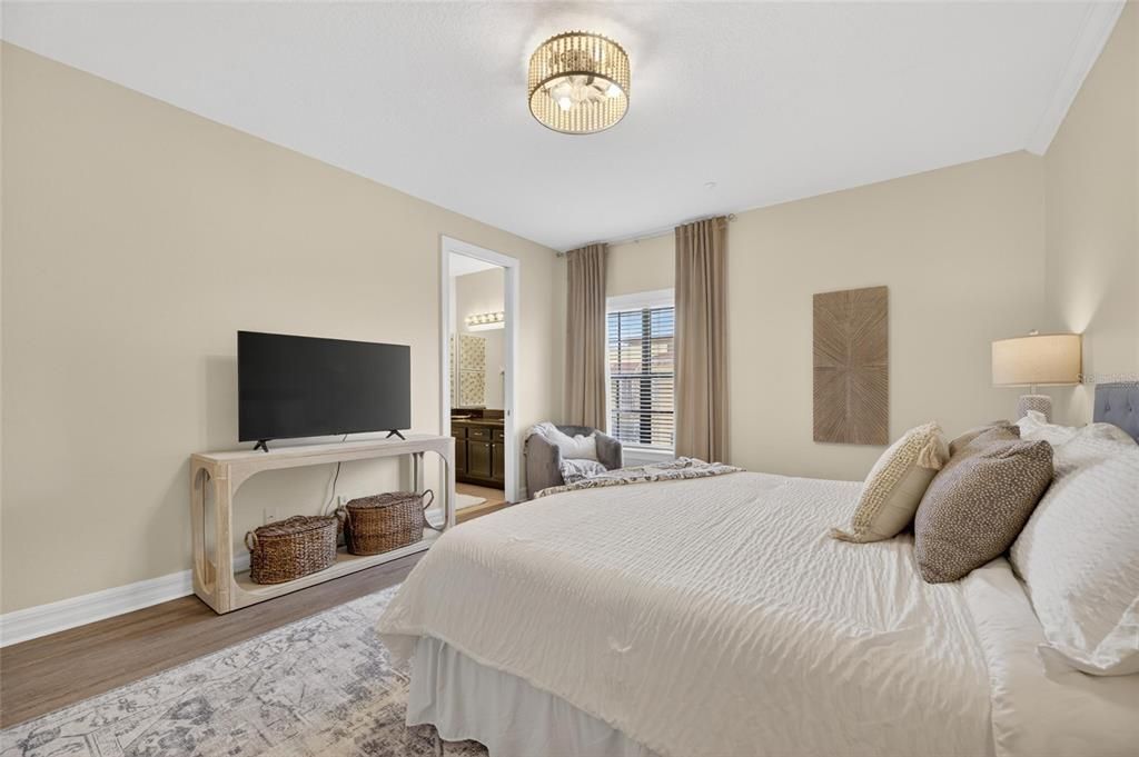 For Sale: $649,000 (5 beds, 3 baths, 3222 Square Feet)