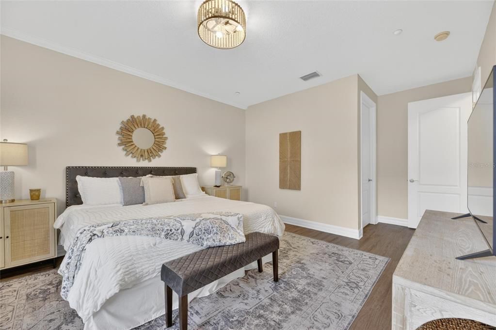 For Sale: $649,000 (5 beds, 3 baths, 3222 Square Feet)