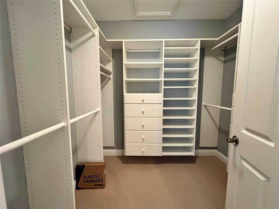 En Renta: $4,500 (3 camas, 3 baños, 1981 Pies cuadrados)