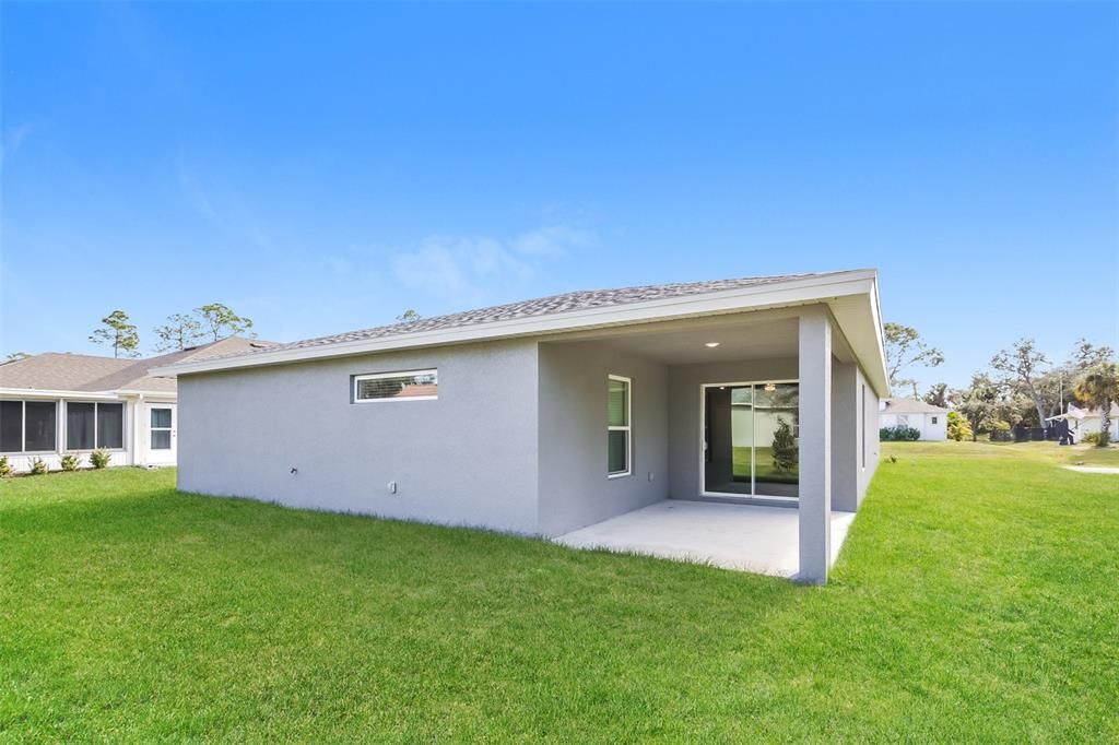 For Sale: $350,000 (4 beds, 2 baths, 1833 Square Feet)