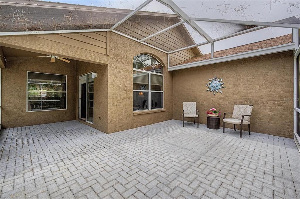 Active With Contract: $315,000 (3 beds, 2 baths, 1705 Square Feet)