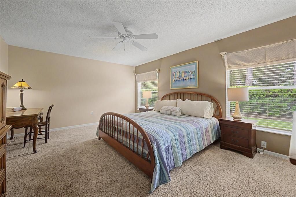 Active With Contract: $315,000 (3 beds, 2 baths, 1705 Square Feet)