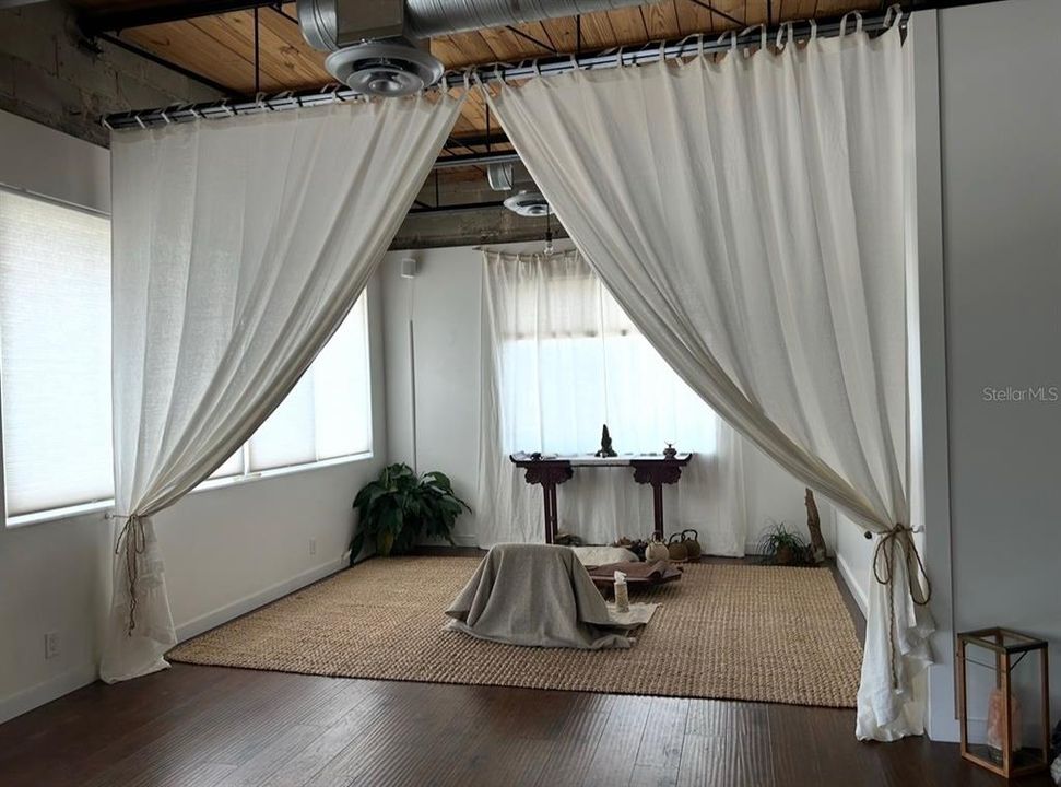 For Sale: $2,899,000 (0 beds, 0 baths, 3300 Square Feet)