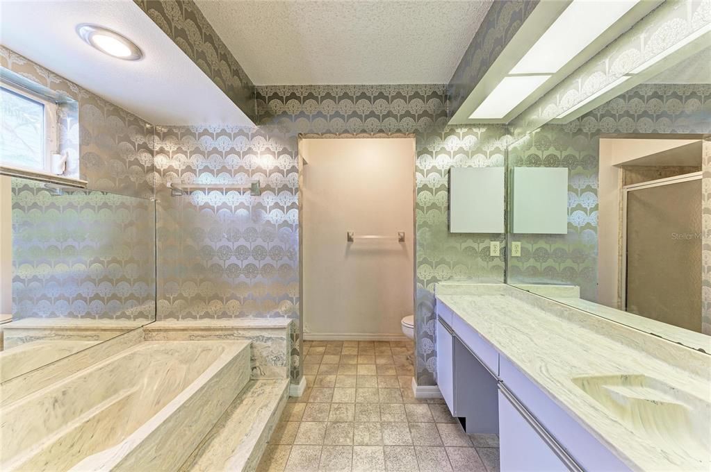 En Venta: $449,000 (3 camas, 2 baños, 1802 Pies cuadrados)