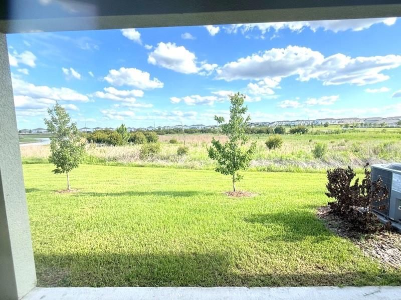 For Rent: $2,100 (3 beds, 2 baths, 1634 Square Feet)