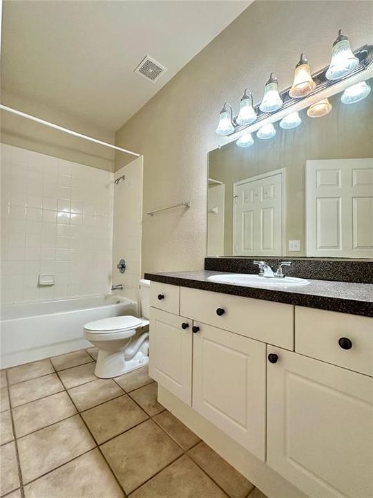 For Rent: $1,795 (2 beds, 2 baths, 1200 Square Feet)