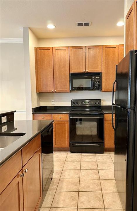 For Rent: $1,795 (2 beds, 2 baths, 1200 Square Feet)