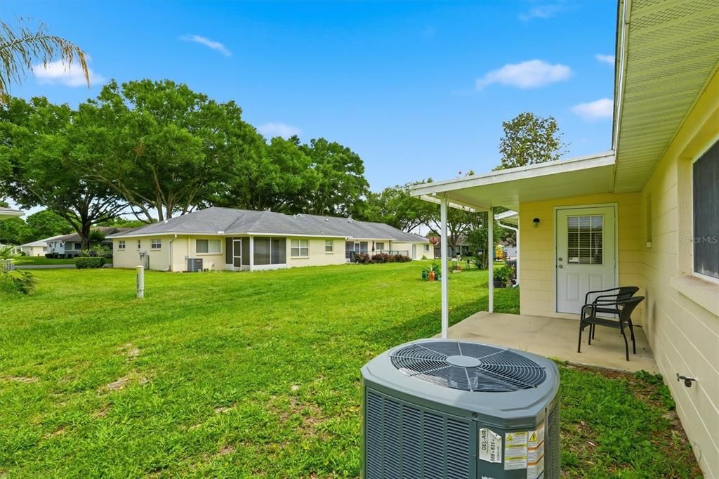 For Sale: $154,999 (2 beds, 2 baths, 1215 Square Feet)