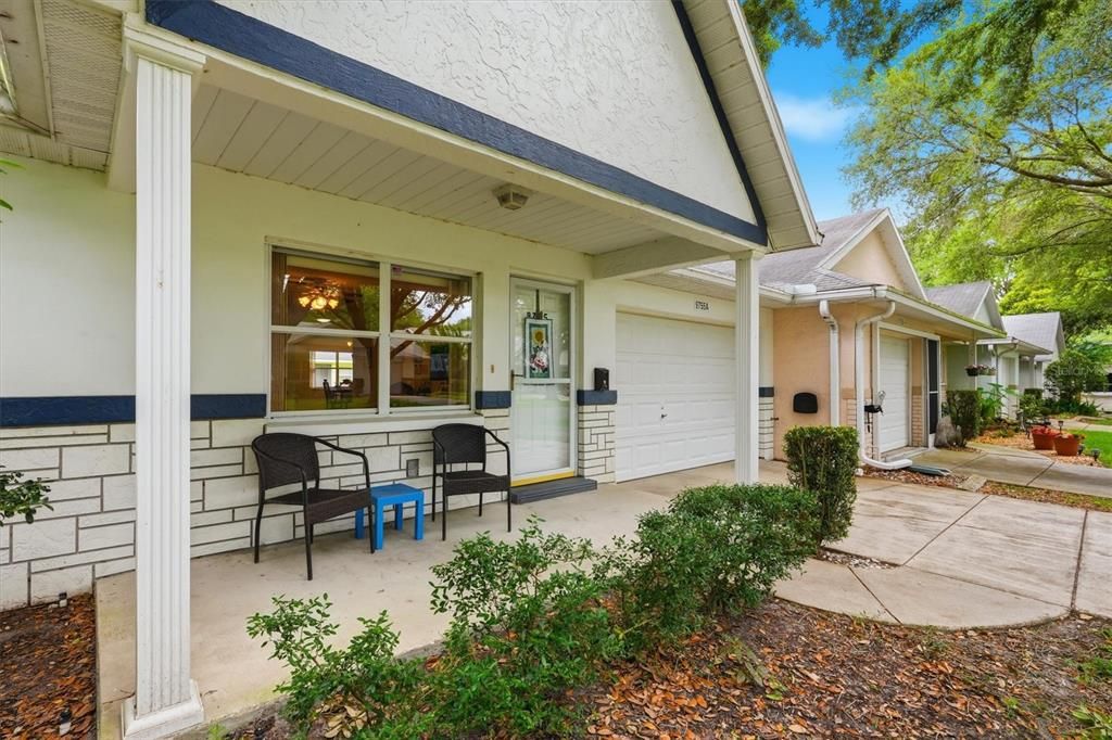 For Sale: $154,999 (2 beds, 2 baths, 1215 Square Feet)