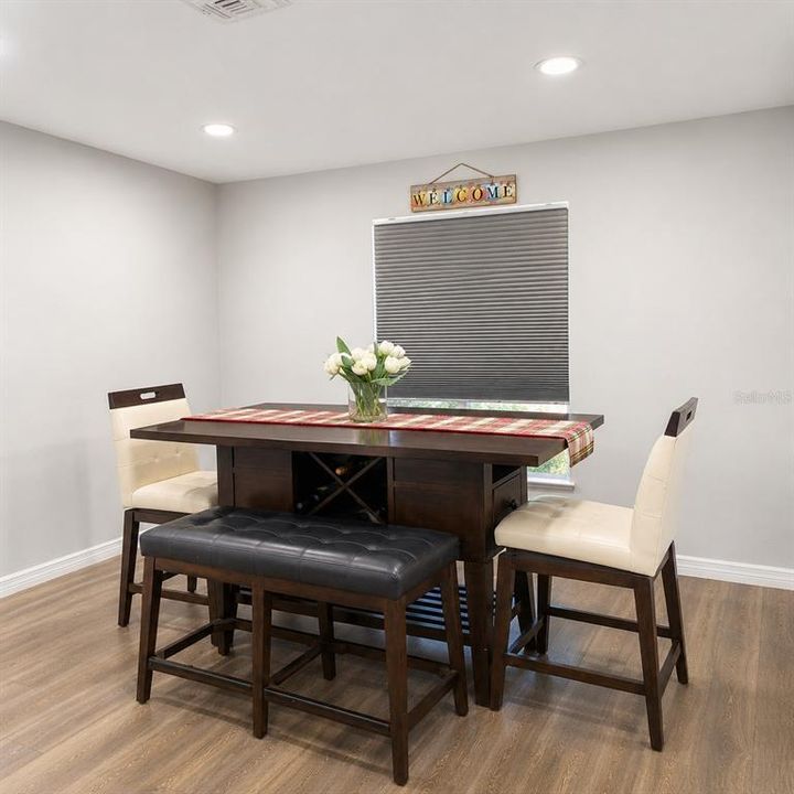 En Venta: $199,900 (3 camas, 2 baños, 1294 Pies cuadrados)