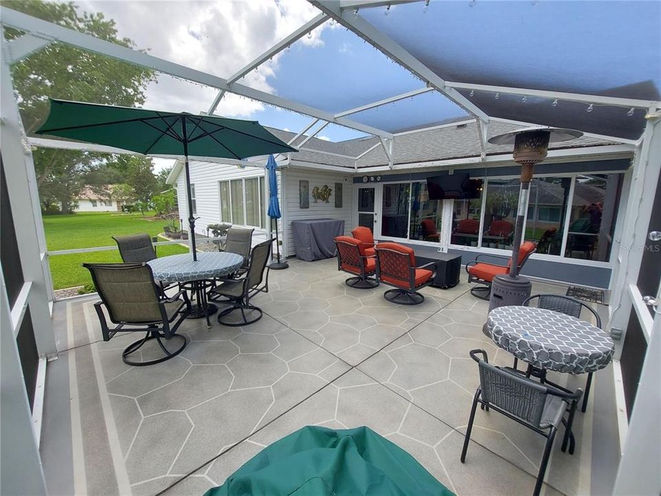 En Venta: $309,000 (3 camas, 2 baños, 1903 Pies cuadrados)