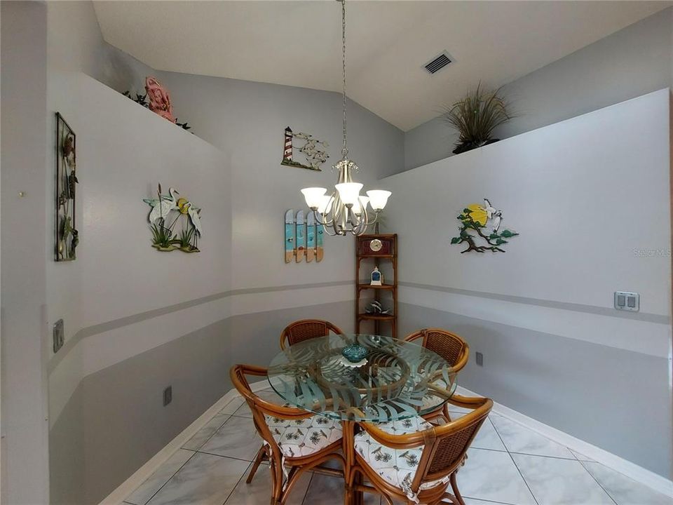 En Venta: $309,000 (3 camas, 2 baños, 1903 Pies cuadrados)