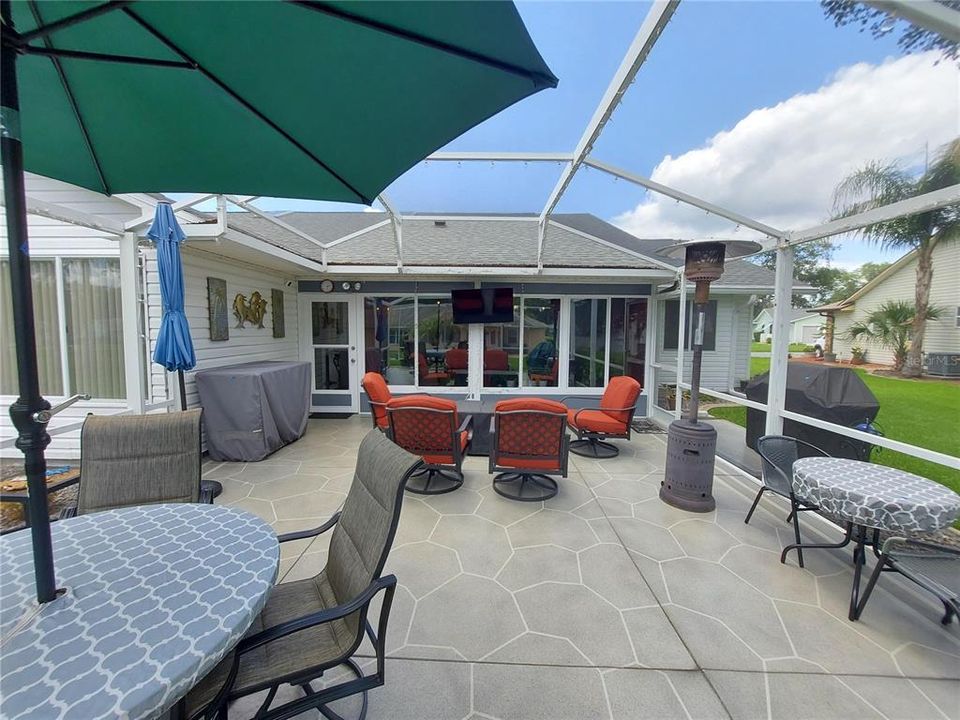 En Venta: $309,000 (3 camas, 2 baños, 1903 Pies cuadrados)