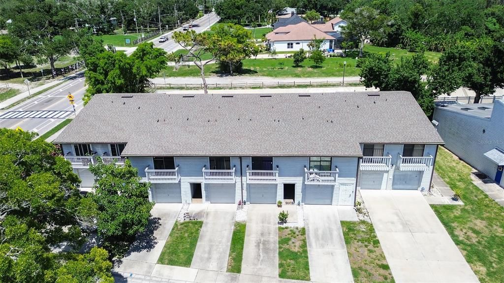 For Sale: $239,000 (2 beds, 1 baths, 1190 Square Feet)