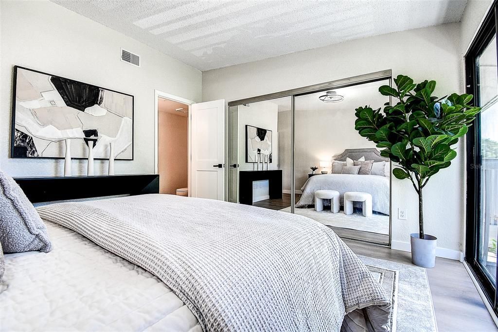 For Sale: $239,000 (2 beds, 1 baths, 1190 Square Feet)