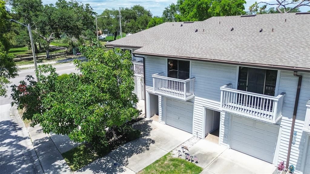 For Sale: $239,000 (2 beds, 1 baths, 1190 Square Feet)