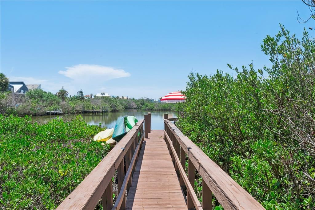 For Sale: $1,248,000 (3 beds, 2 baths, 1740 Square Feet)