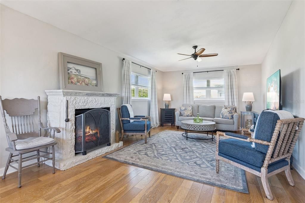 For Sale: $1,248,000 (3 beds, 2 baths, 1740 Square Feet)