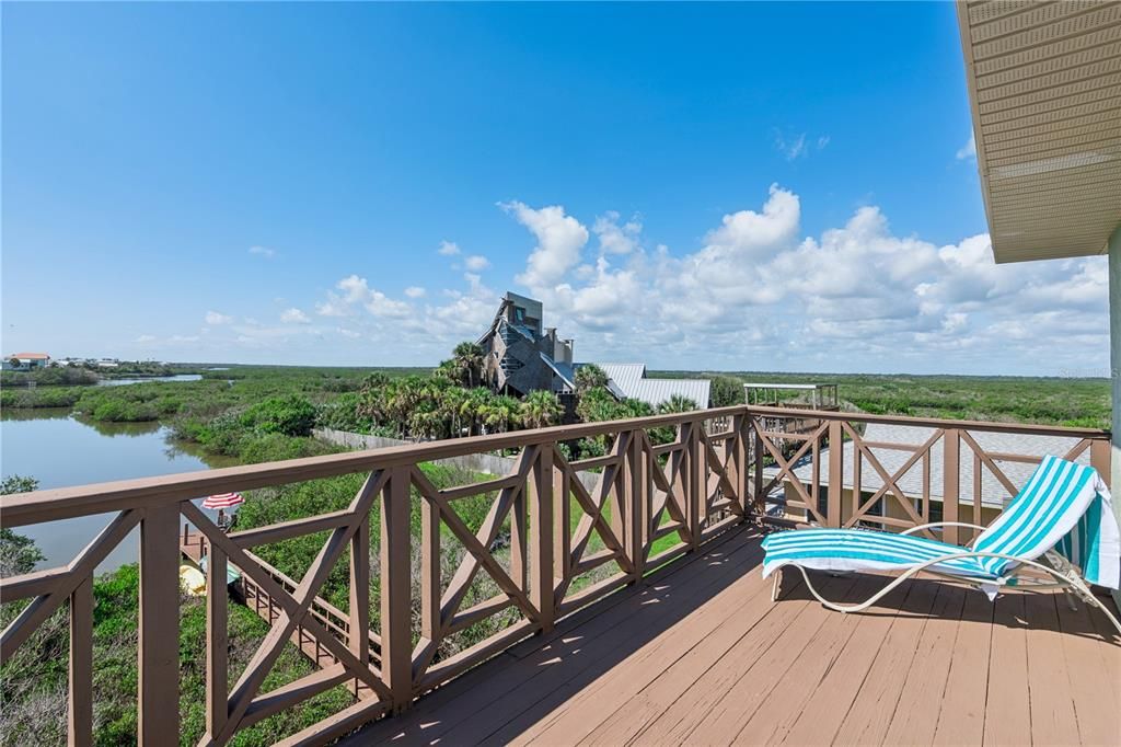 For Sale: $1,248,000 (3 beds, 2 baths, 1740 Square Feet)