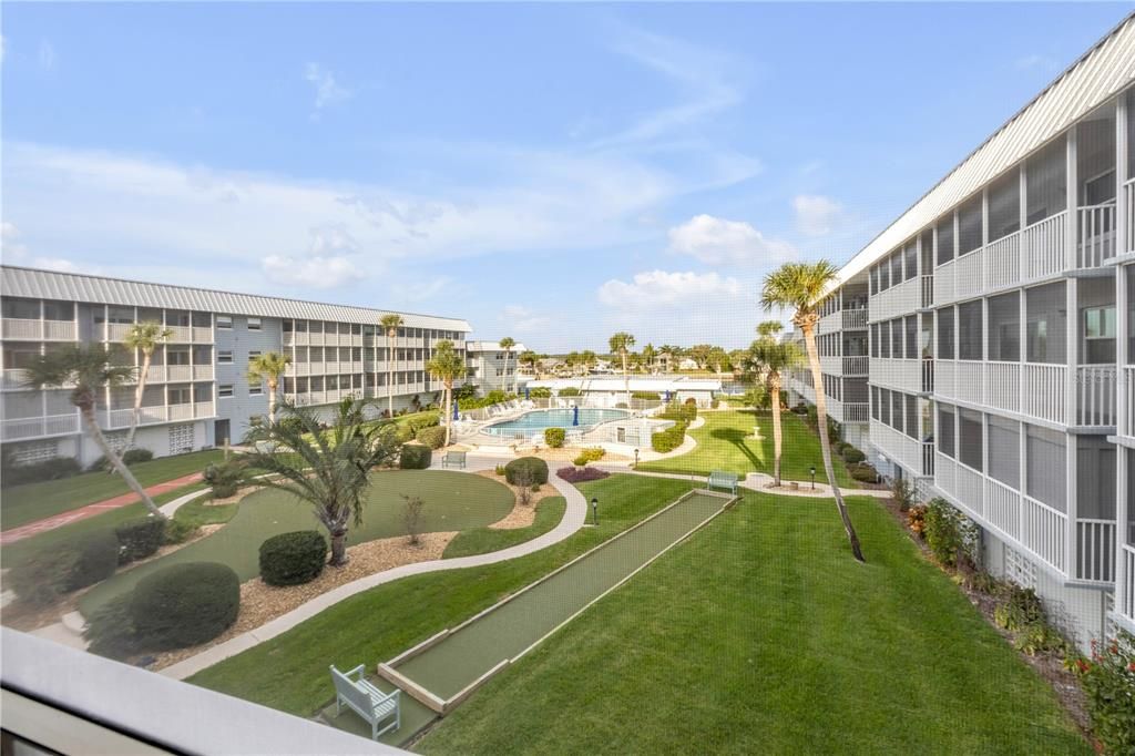 For Sale: $429,900 (2 beds, 2 baths, 1134 Square Feet)