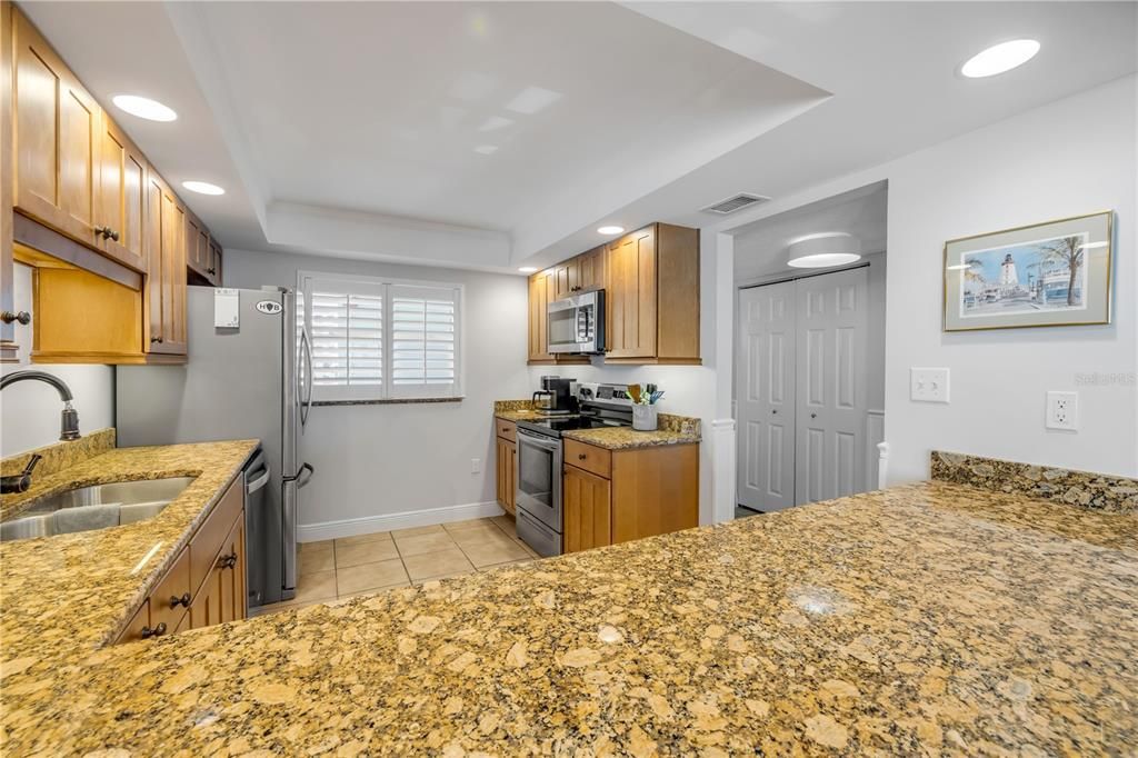 For Sale: $429,900 (2 beds, 2 baths, 1134 Square Feet)