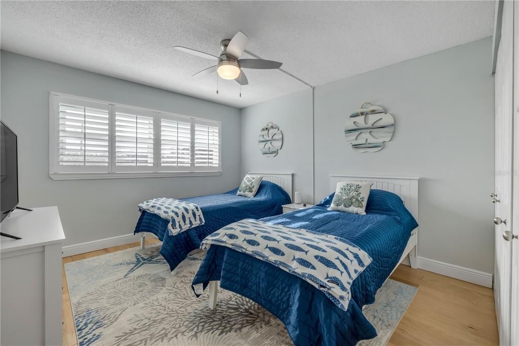For Sale: $429,900 (2 beds, 2 baths, 1134 Square Feet)