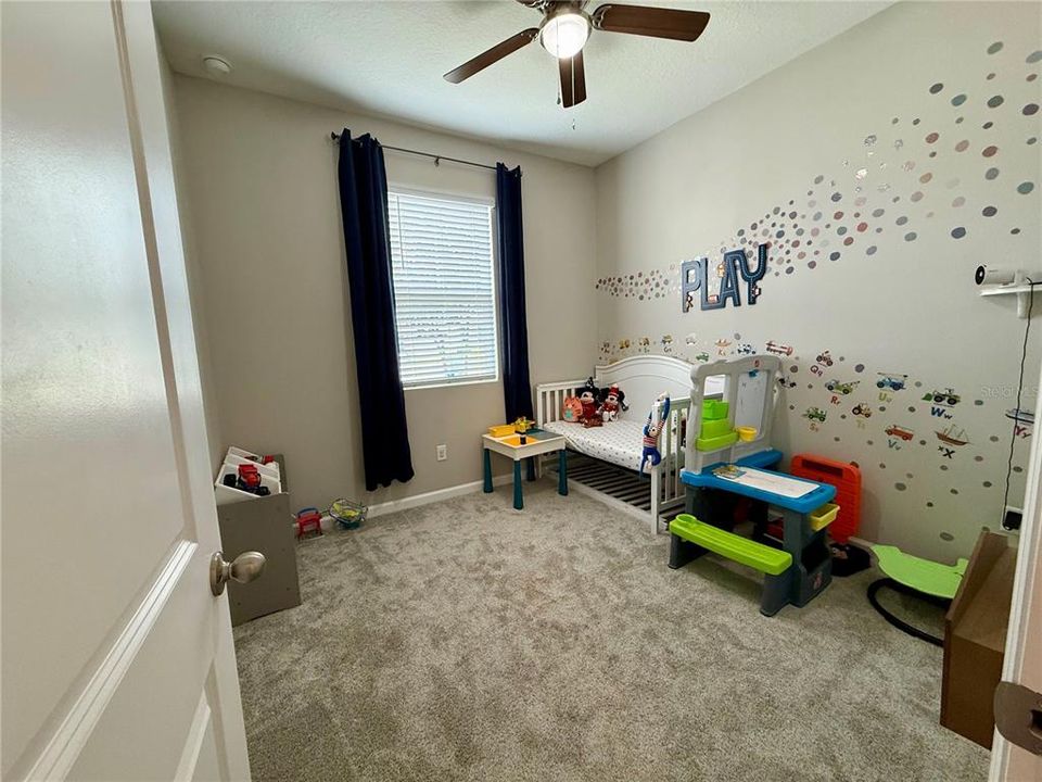 For Rent: $2,495 (3 beds, 2 baths, 1725 Square Feet)